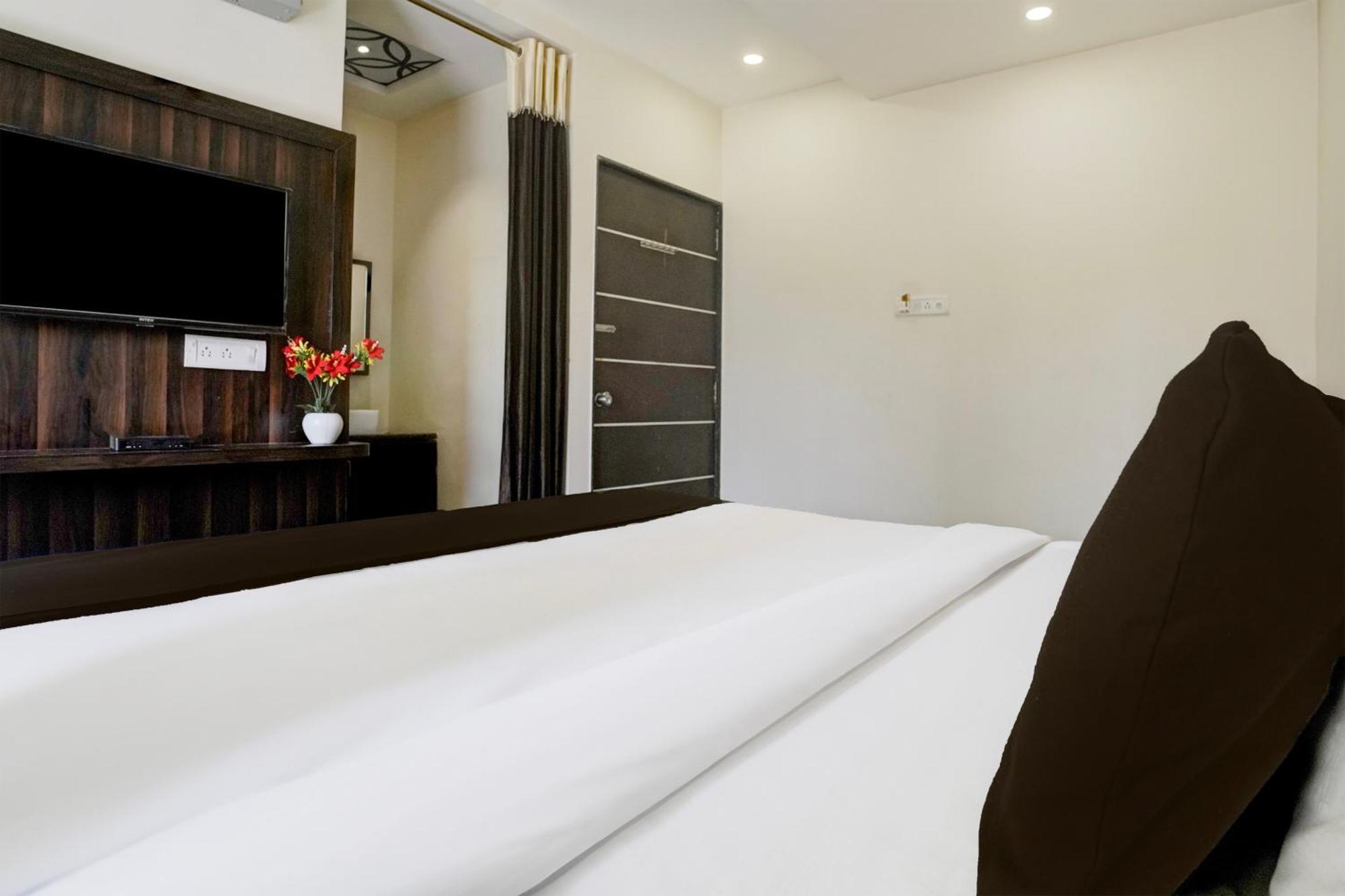 Super Hotel O Chhatrapati Nagar Shirdi Eksteriør billede